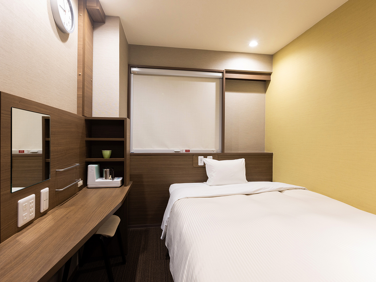 【コンパクトセミダブル】何よりも観光を満喫したい！そんな方におすすめ。コンパクトなお部屋です。